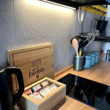 Cozy Near The Center Apartment